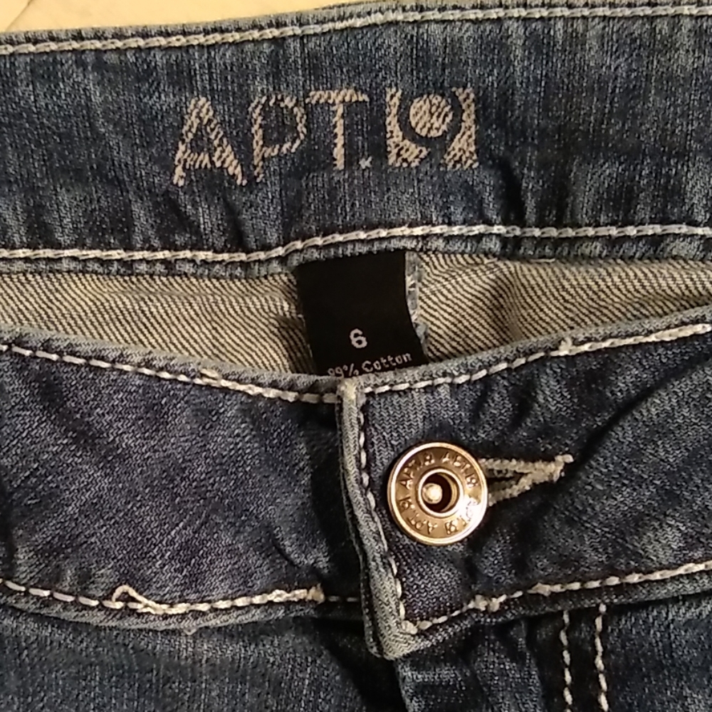 Bundle Of Size 6 Jeans - image 3